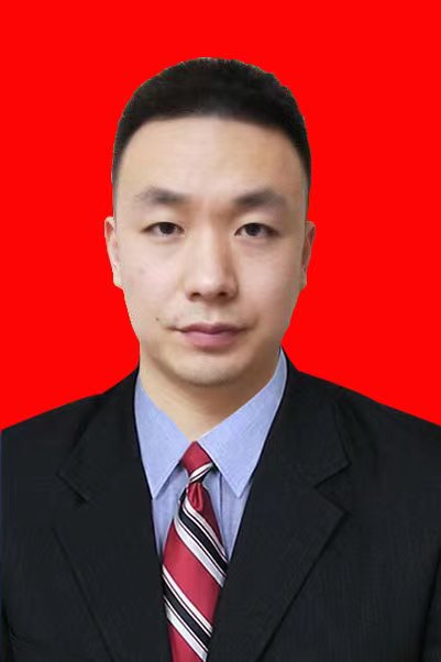 【教练员】王堃
